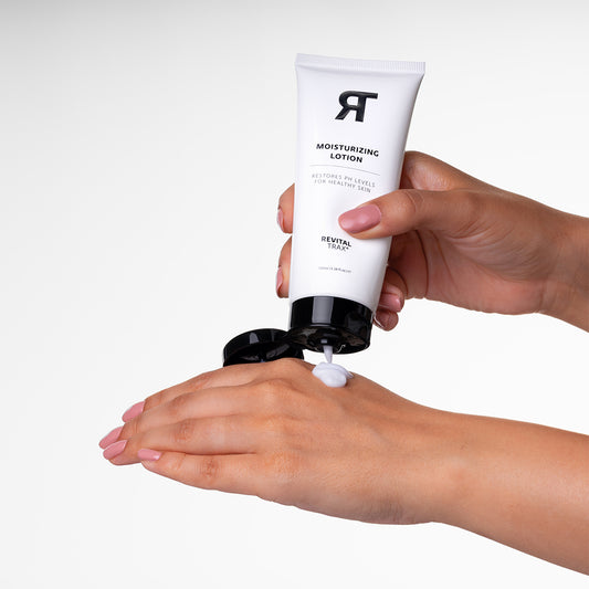 Moisturizing lotion with Sativa Seed Oil